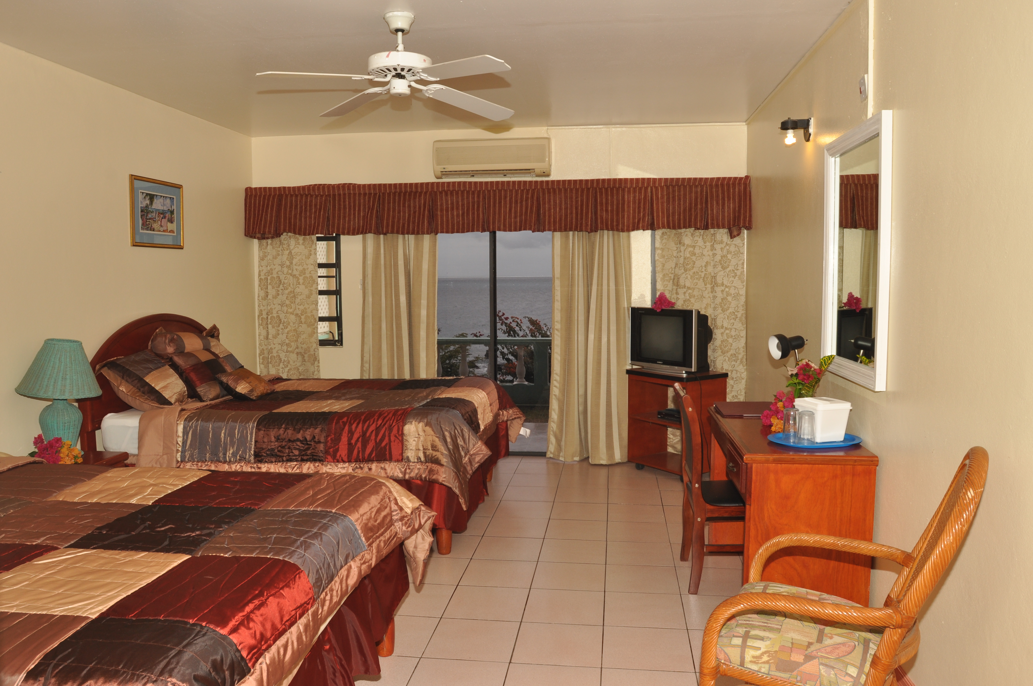 Bird Rock Beach Hotel St. Kitts