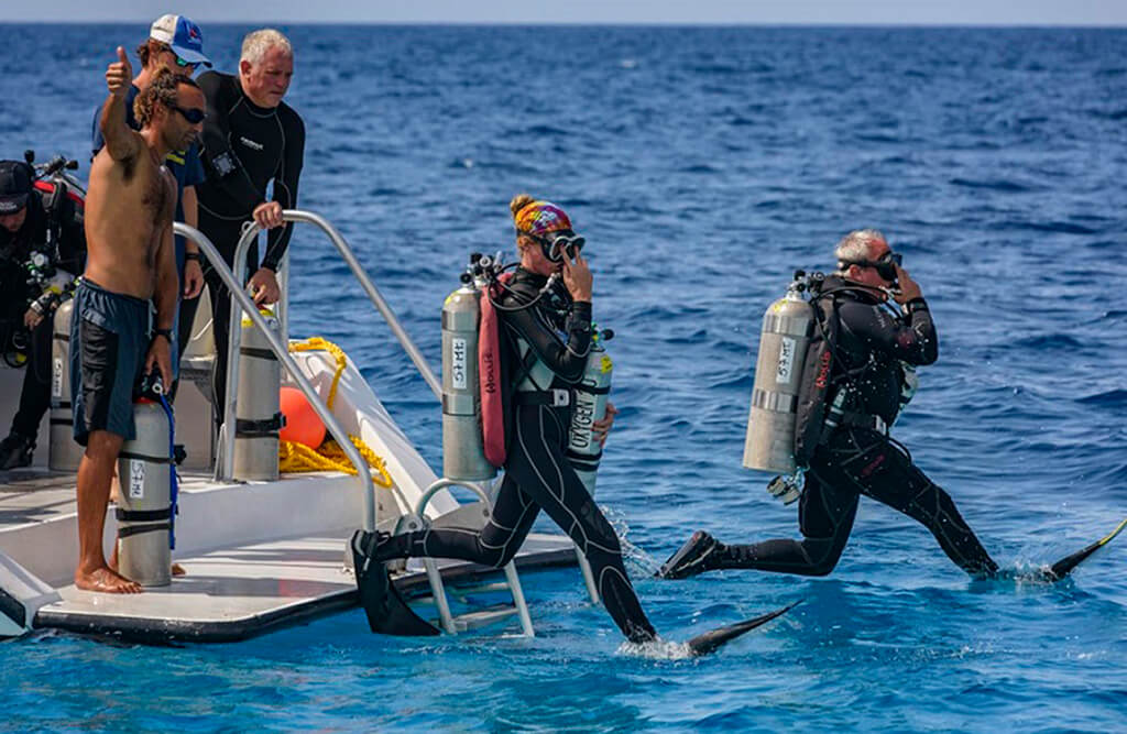 The calm waters of Bonaire are ideal for learning to manage the additional equipment of technical diving.