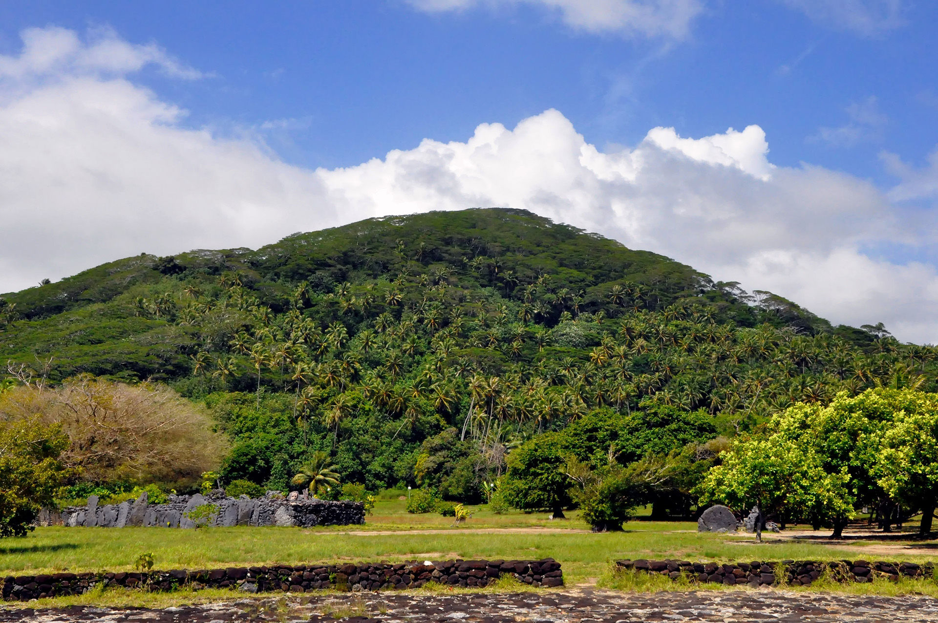 Hiking in Tahiti